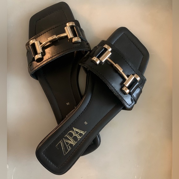 ZARA FLAT LEATHER SANDALS WITH BUCKLE - Picture 5 of 8